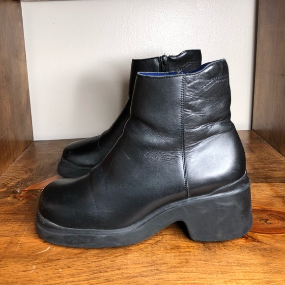 Nine West Shoes - Nine West Cloud 9 Black Leather Y2K Boots